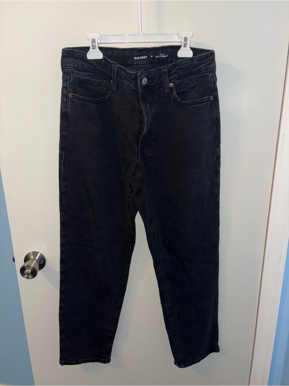 Old Navy Men’s Slim Straight Black Jeans